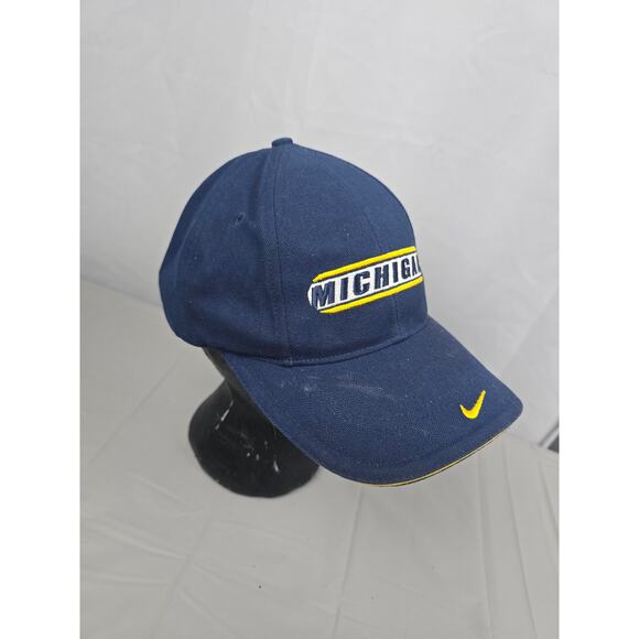 Vintage Nike Michigan Wolverines Snapback Hat 90's - Picture 6 of 12